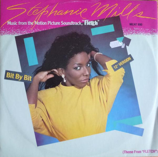 Stephanie Mills - Bit By Bit (Theme From "Fletch" 36068 Vinyl Singles Goede Staat