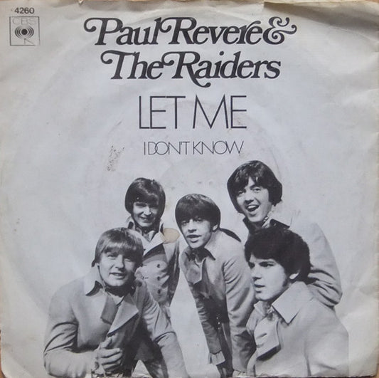 Paul Revere And The Raiders Featuring Mark Lindsay - Let Me 38453 (B)  Goede Staat