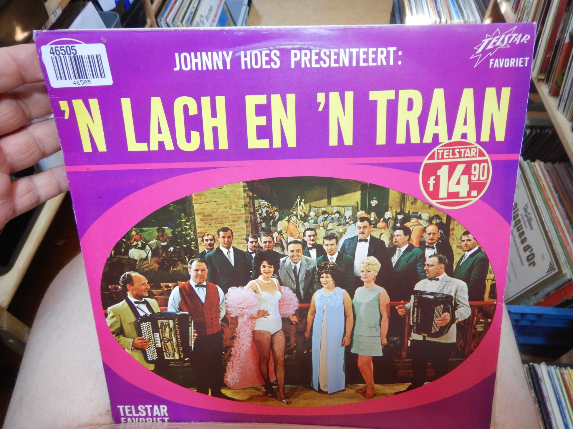 Johnny Hoes ‎- Presenteert 'n Lach En 'n Traan (LP) 46505 Vinyl LP Goede Staat