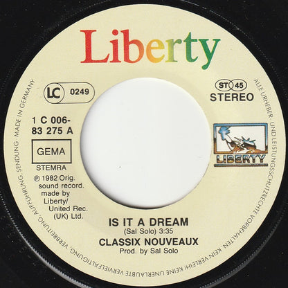 Classix Nouveaux - Is It A Dream 21550 Vinyl Singles Goede Staat