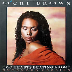 O'Chi Brown - Two Hearts Beating As One (Maxi-Single)  42212 Maxi-Singles Goede Staat